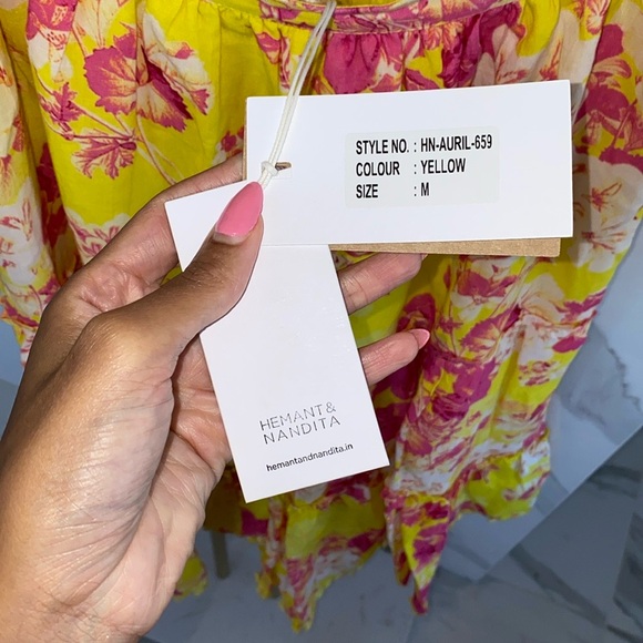 HEMANT AND NANDITA
Auril Maxi Skirt - Picture 7 of 8